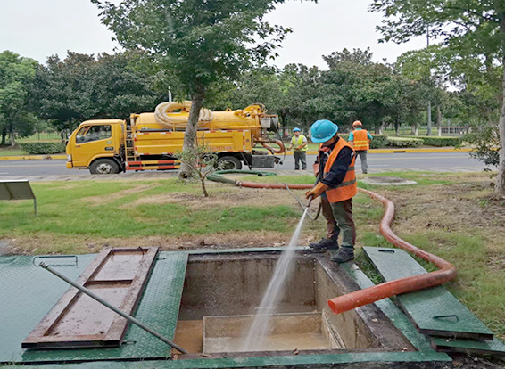 荣邦乡化油池清理